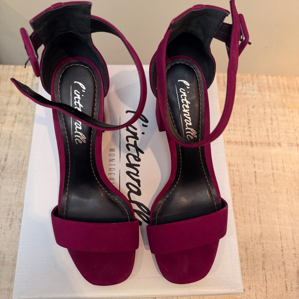 L'INTERVALLE Nella Purple Heeled Sandals